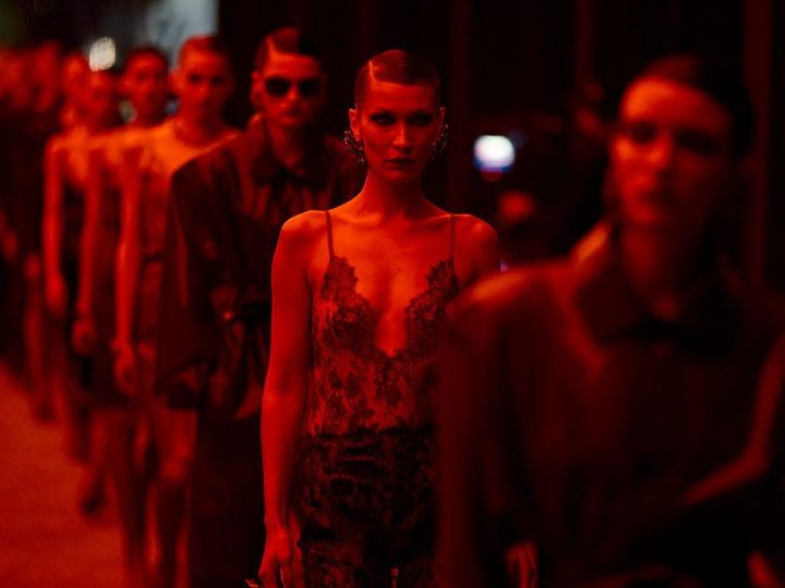Moda 2026: menos exhibición, más identidad