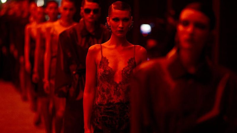 Moda 2026: menos exhibición, más identidad